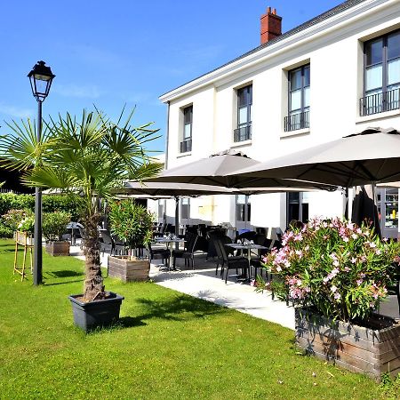 Auberge Du Château Bleu Tremblay-en-France Exterior foto