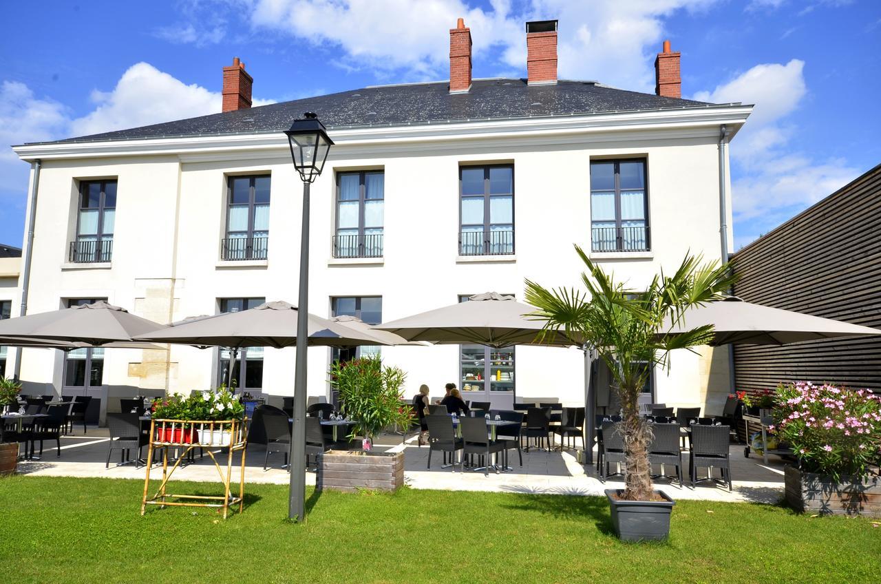 Auberge Du Château Bleu Tremblay-en-France Exterior foto